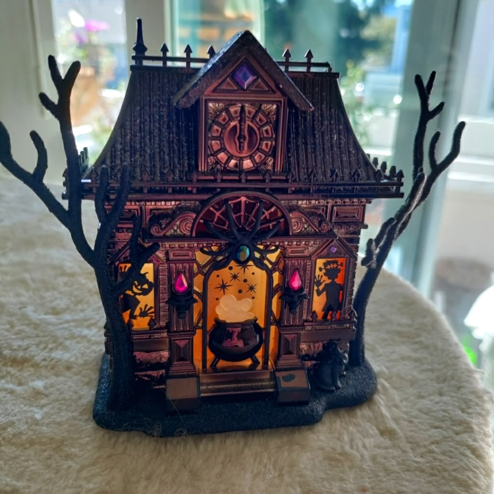 Bath & Body Works wallflower Haunted House